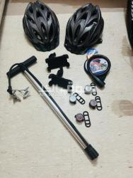 Couples bicycles with accessories and Christmas tree for free - 4