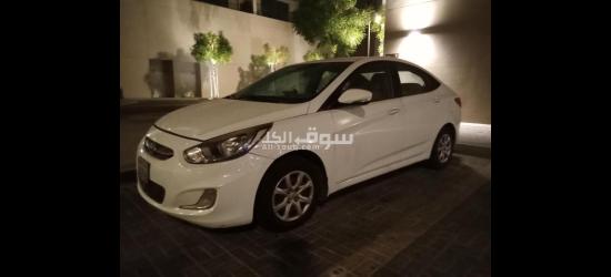 للبيع هونداي اكسنت موديل 2015مكينة قير تمام مكيف مطلوب فيها2000دينار